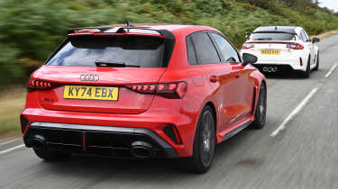 Honda Civic Type R vs Audi RS 3 - rear 3/4